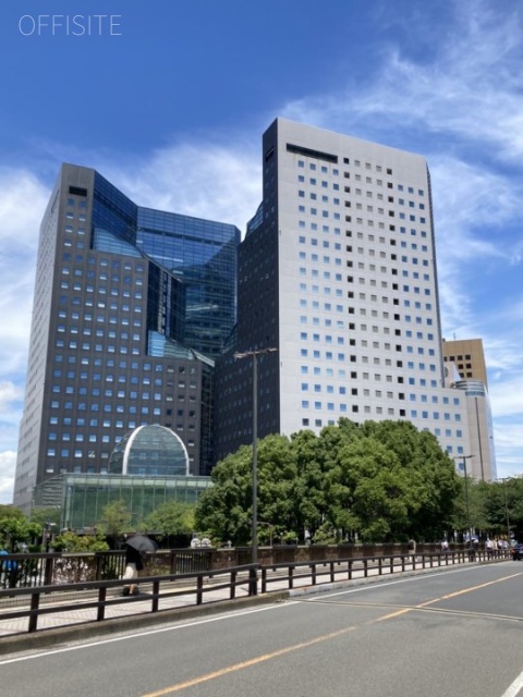 ソリッドスクエア東館 外観
