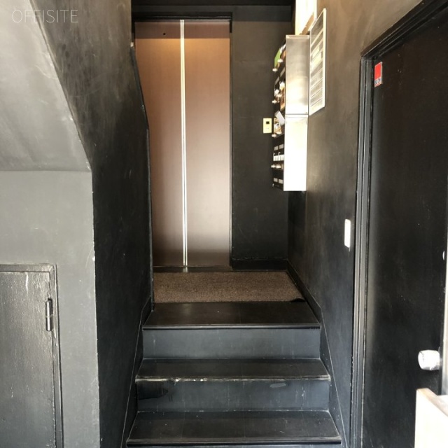 アクタアワーズ京橋 エントランス