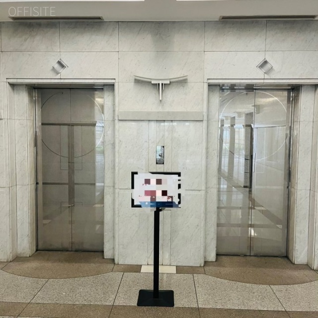 五反田フラットアイアンビル エントランス