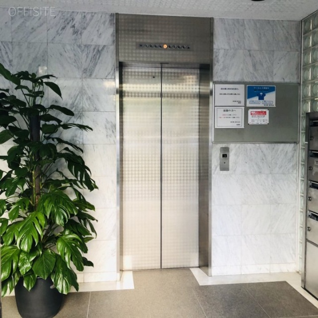 新光第5ビル エントランス