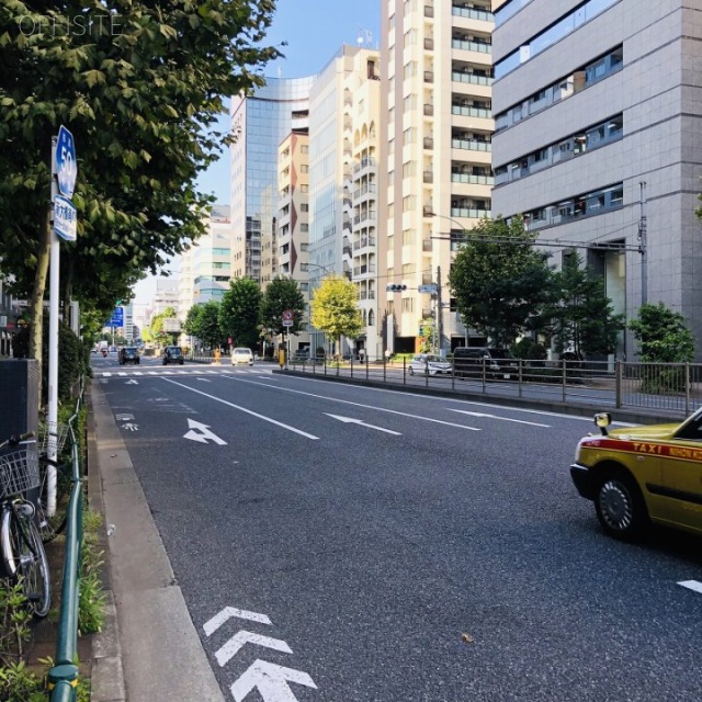 新光第5ビル ビル前面道路