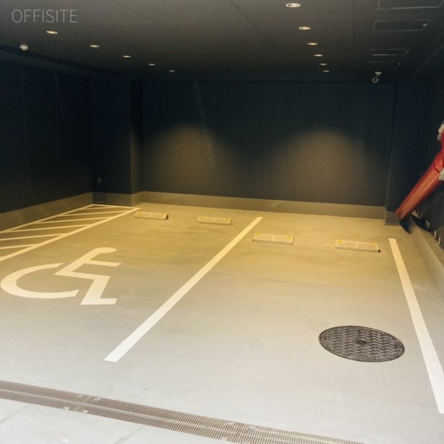 市ヶ谷科学技術イノベーションセンタービル 駐車場