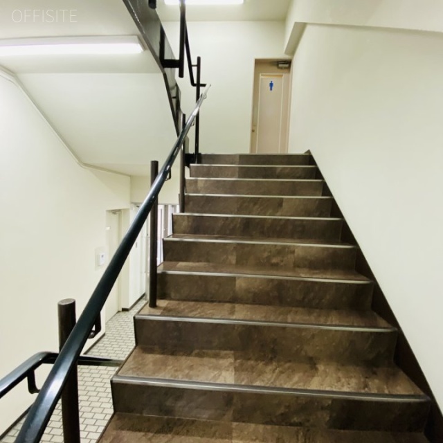 東京銀座第二朝日ビル エントランス