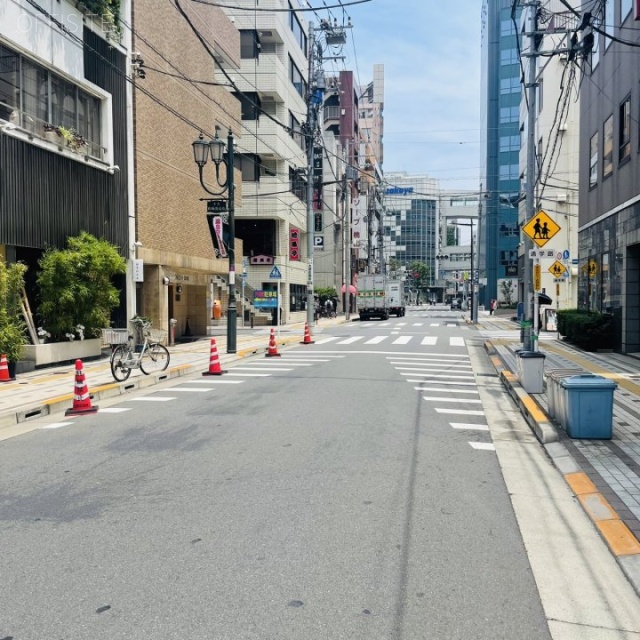 第2三倉ビル 前面道路