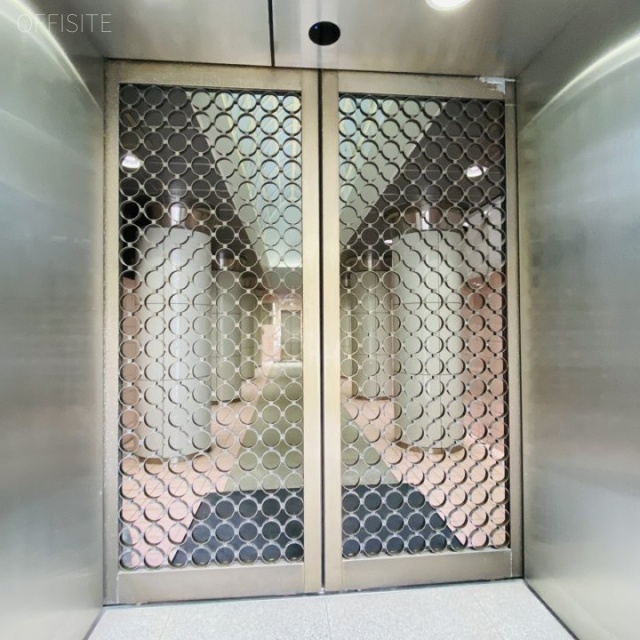 浜松町松永ビル エントランス