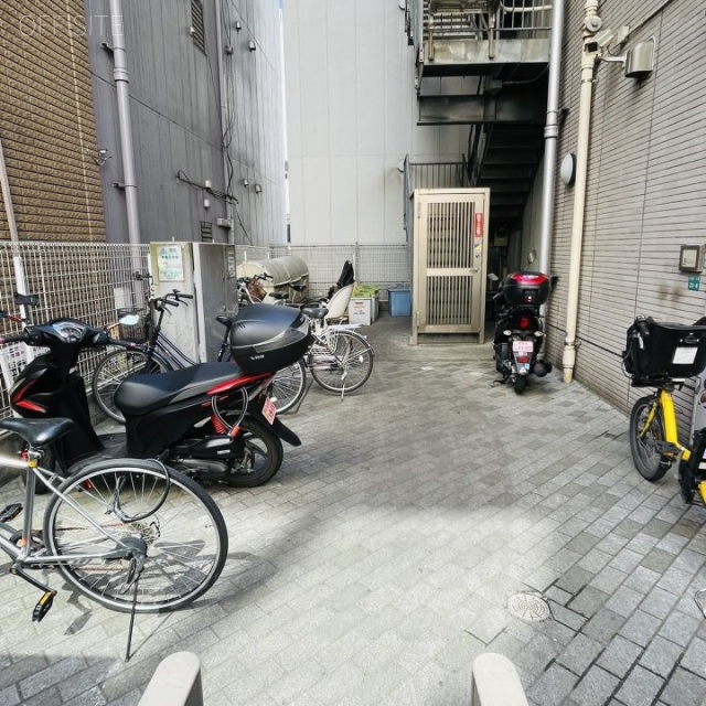 東池袋ISKビル 駐車場