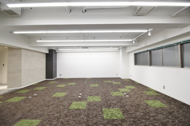 AS ONE 日本橋 East 室内