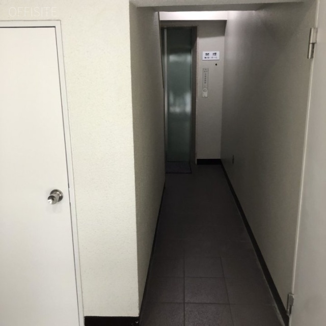 一ノ瀬ビル エントランス