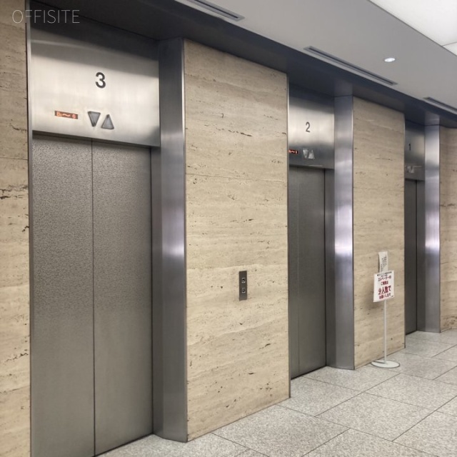 機械振興会館 エレベーター