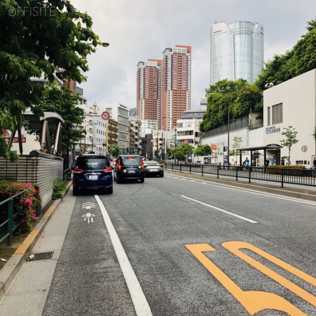 藤原ビル ビル前面道路