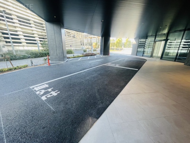 大宮サウスゲートフロント 車寄せ