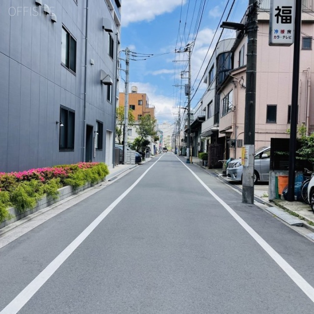イリエビル 前面道路