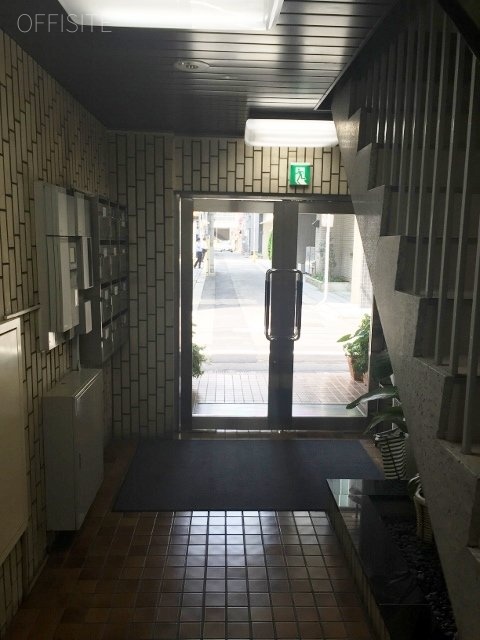 サンビル エントランスホール