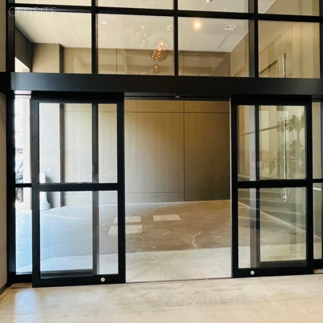 CROSS DOCK HARUMI エントランス