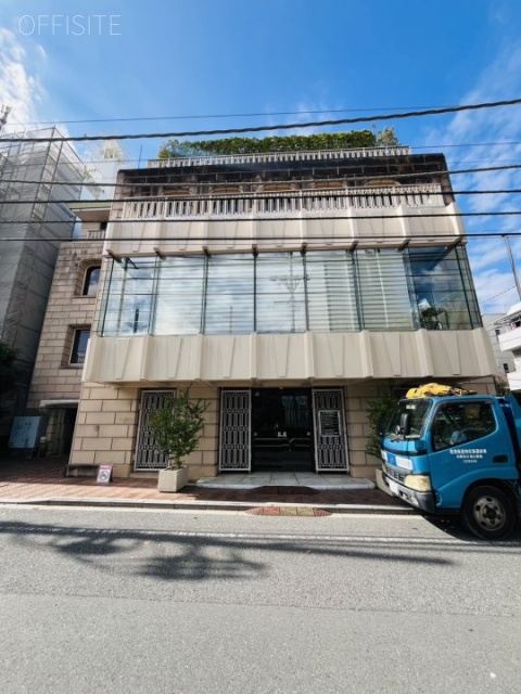 T.J.K四谷ビルディング(虎ノ門実業会館四谷ビル) 外観