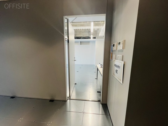 後楽園PREXビル 室内出入り口