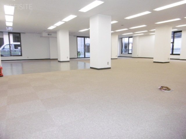 新橋アネックス 室内