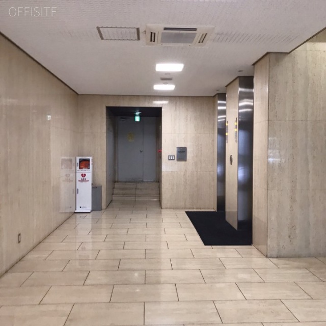 共同ビル銀座7丁目 エントランス