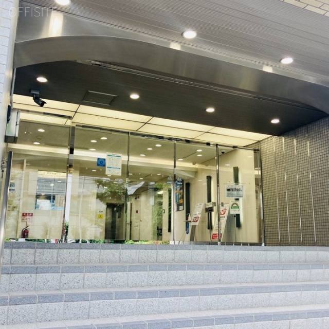 2東洋海事ビル エントランス(正面)