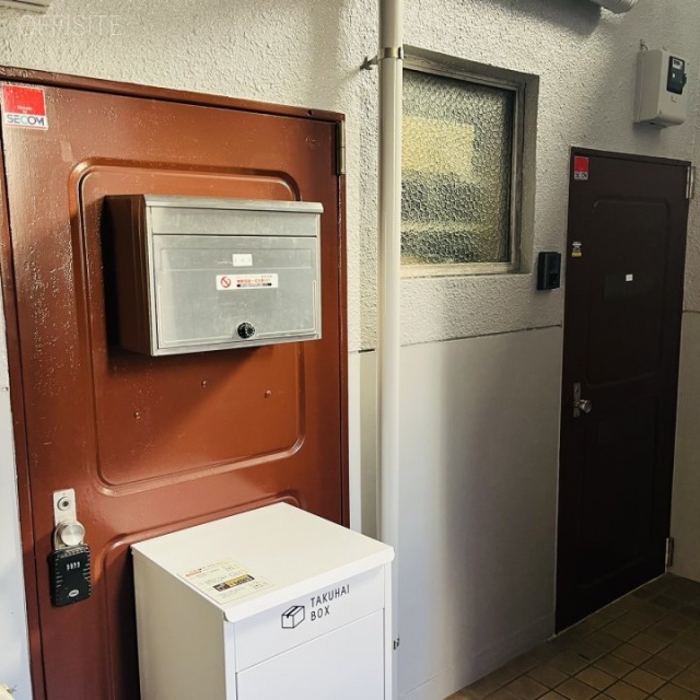 メイゾン神楽坂 エントランス