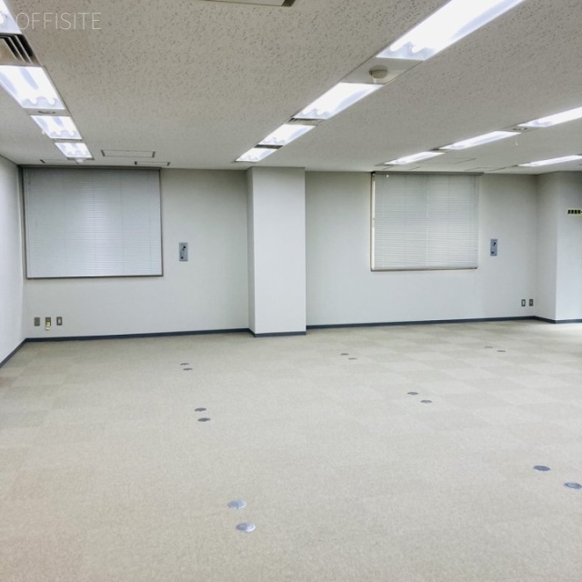 虎ノ門鈴木ビル 室内