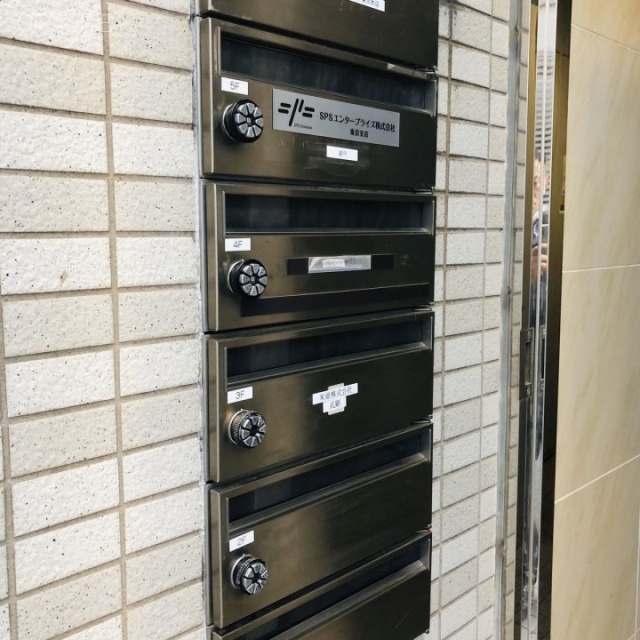 ル・グラシエルBLDG.10 郵便受け