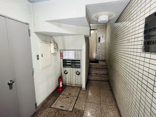 ダイアビル エントランス