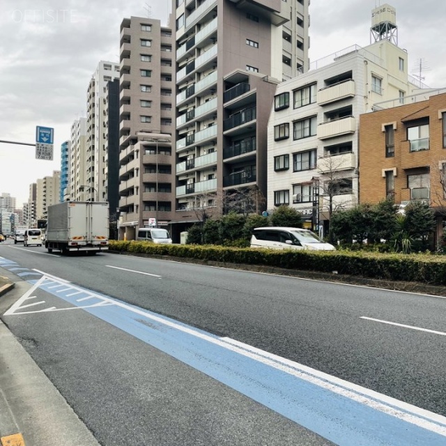 福泉ビル 前面道路は、春日通り