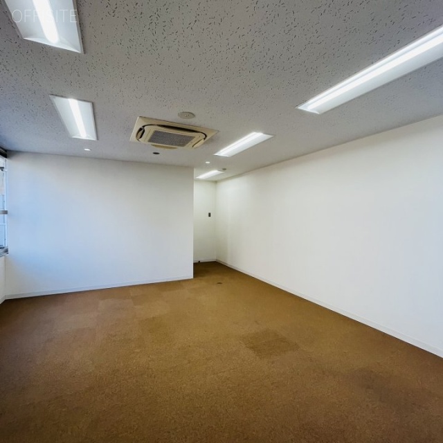 新富ミハマビル 803号室 室内