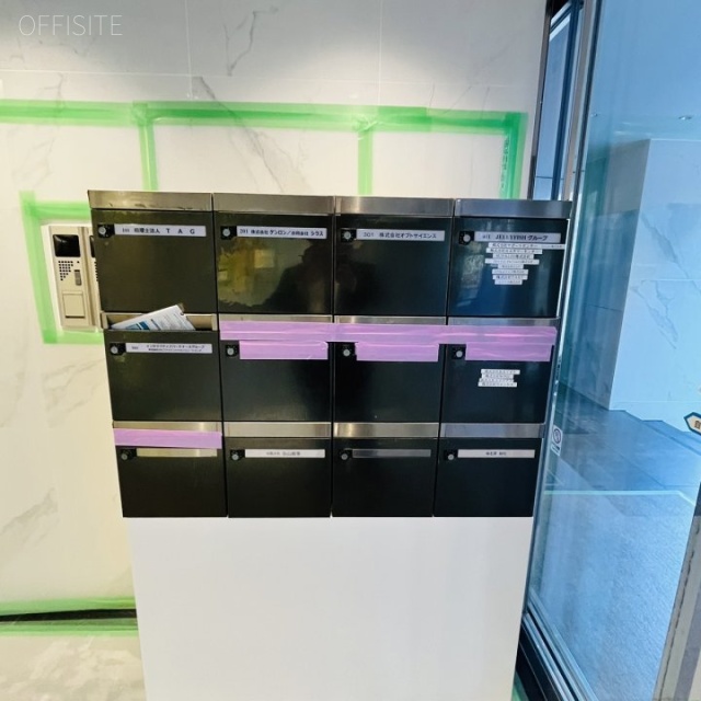 THE CROSS GOTANDA 郵便受け