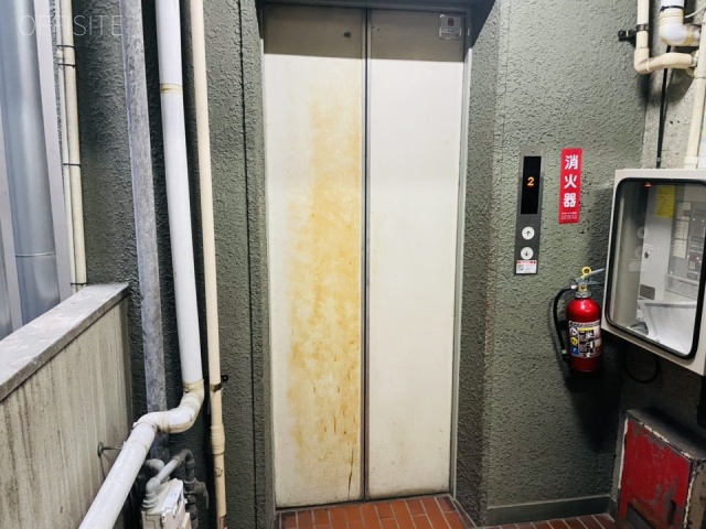 アトラスビル エレベーター