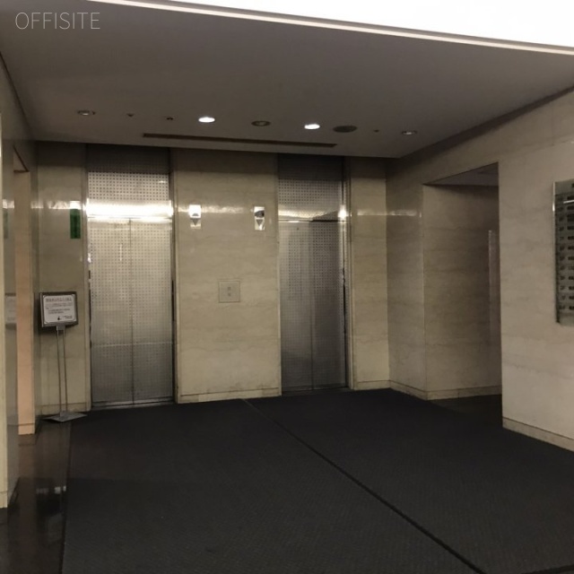 池袋青柳ビル エレベーター