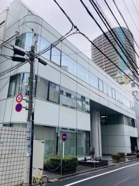 西新宿三晃ビル 外観