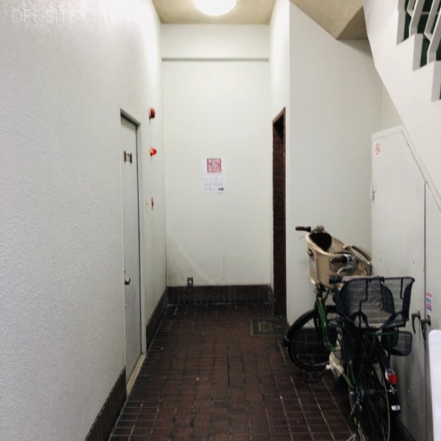 漢陽商事ビル エントランス