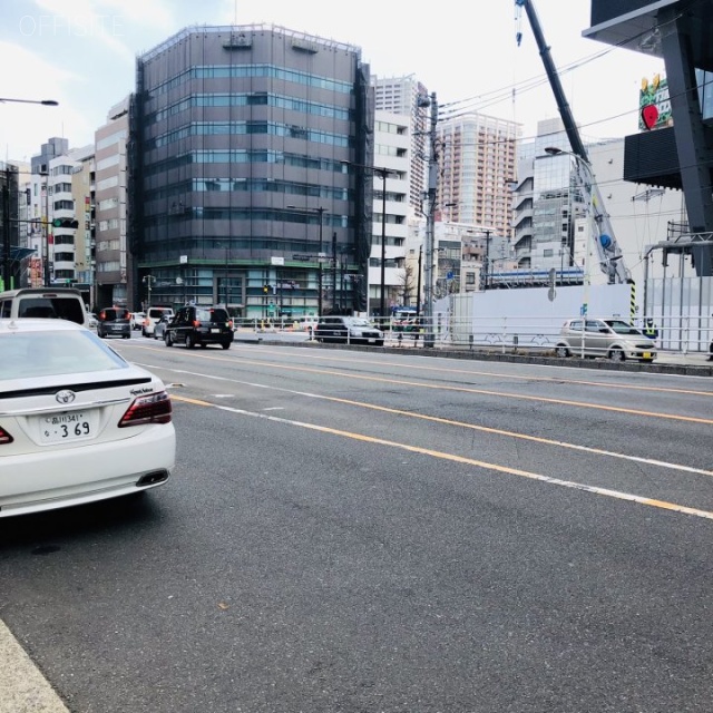 中村屋ビル 環状六号線(前面道路)