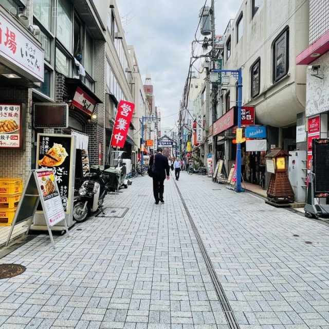 朝日電機ビル 前面道路