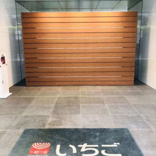 いちご八丁堀ビル エントランス