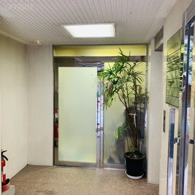 紀尾井町金田ビル エントランス