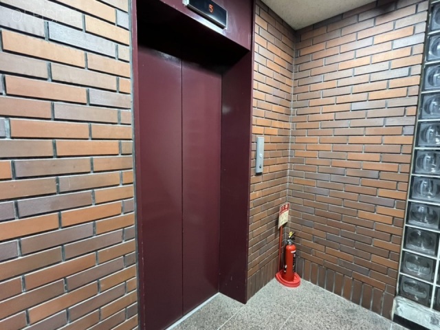 サン・クロレラビル エントランス