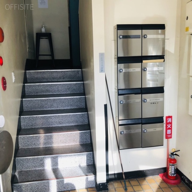 杉浦ビル エントランス