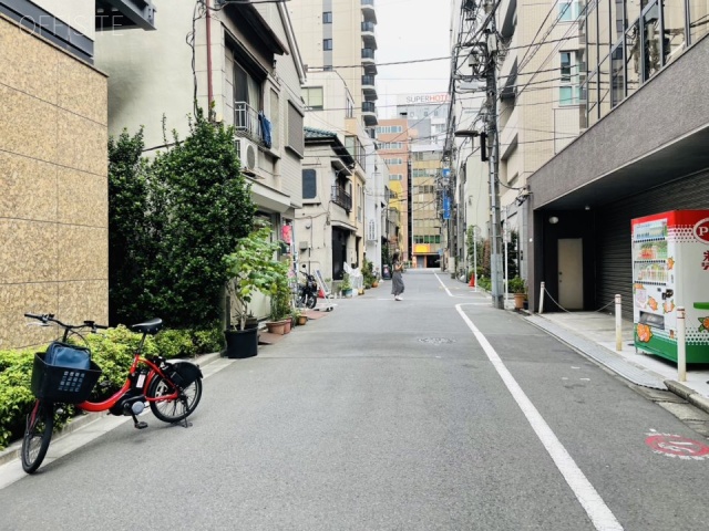 KKT秋葉原ビル 前面道路