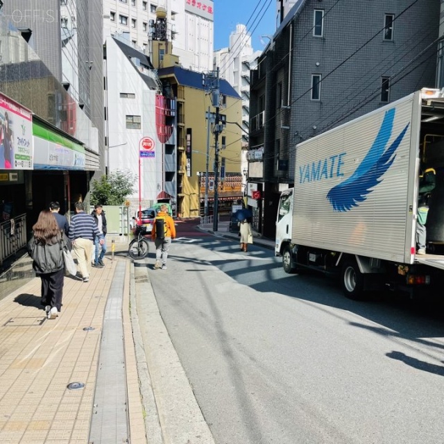 六本木アネックスビル 前面道路