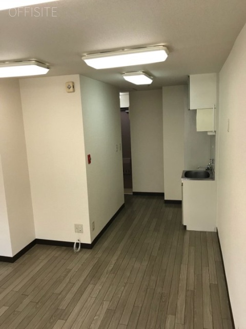 サン・エルサ 210号室 室内