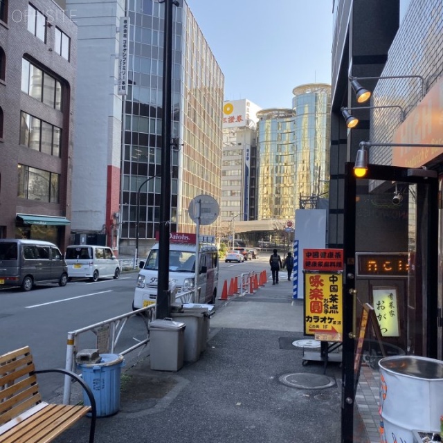 大沢ビル ビル前面道路