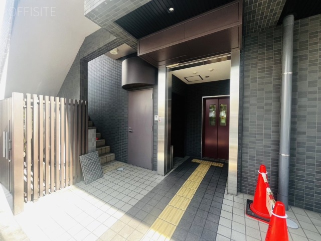 WEST GATE エントランス