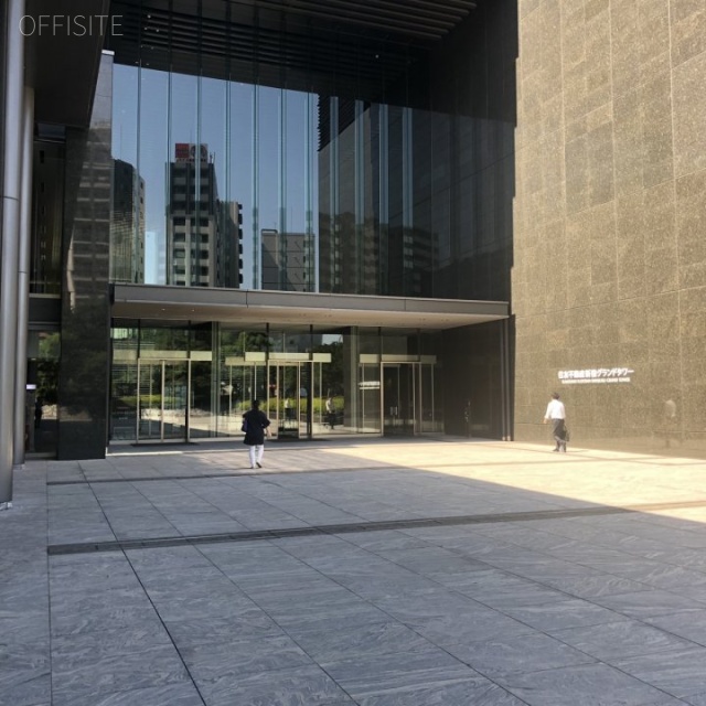 住友不動産新宿グランドタワー 背面入口