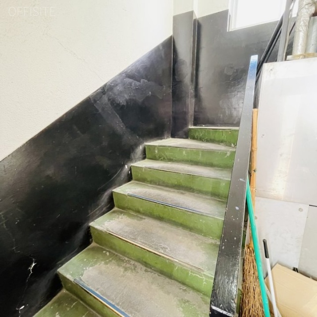 大東芝浦ビル 階段