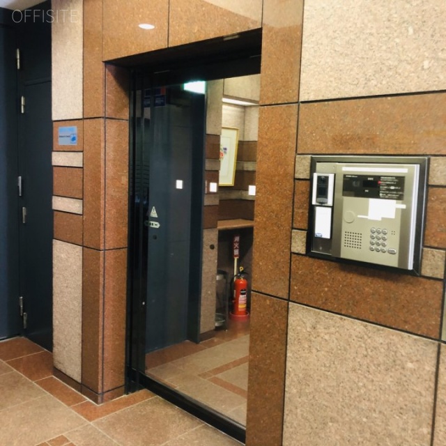 タチバナ日比谷ビル エントランス