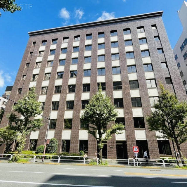 オームビル新館 外観