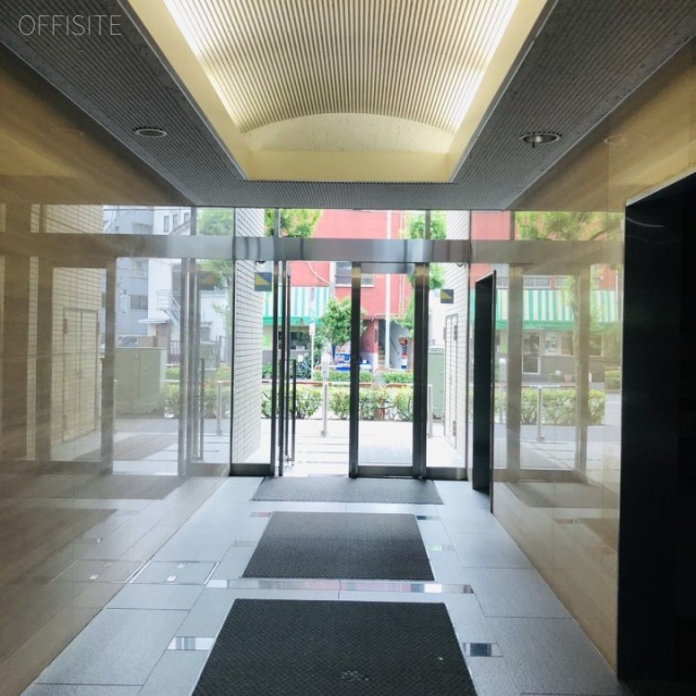 ウィステリア南大塚ビル エントランス